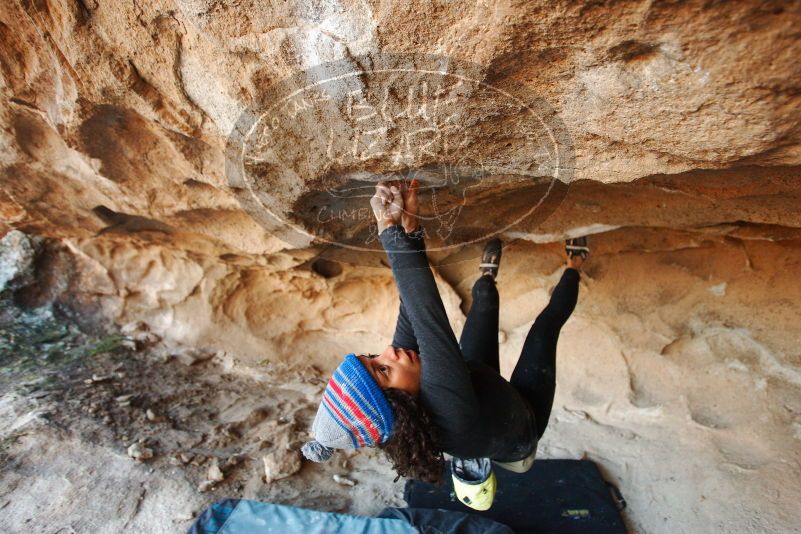 Bouldering in Hueco Tanks on 12/08/2018 with Blue Lizard Climbing and Yoga
Filename: SRM_20181208_1659380.jpg
Aperture: f/3.2
Shutter Speed: 1/250
Body: Canon EOS-1D Mark II
Lens: Canon EF 16-35mm f/2.8 L