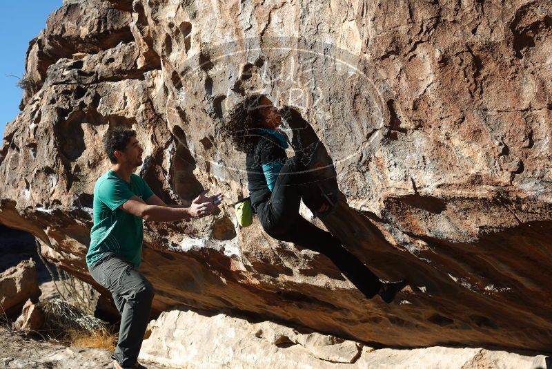 Bouldering in Hueco Tanks on 12/09/2018 with Blue Lizard Climbing and Yoga
Filename: SRM_20181209_1106350.jpg
Aperture: f/4.5
Shutter Speed: 1/400
Body: Canon EOS-1D Mark II
Lens: Canon EF 50mm f/1.8 II