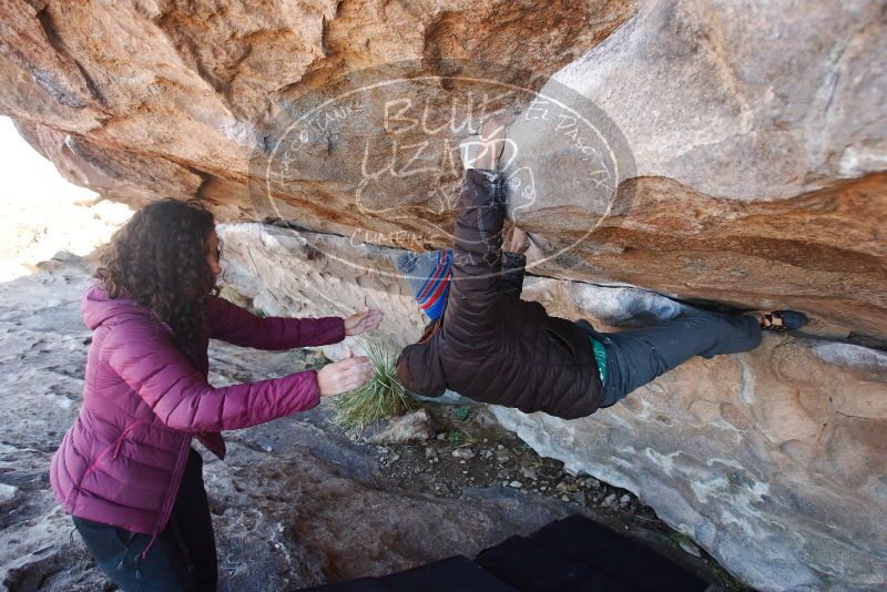 Bouldering in Hueco Tanks on 12/09/2018 with Blue Lizard Climbing and Yoga

Filename: SRM_20181209_1141510.jpg
Aperture: f/4.0
Shutter Speed: 1/250
Body: Canon EOS-1D Mark II
Lens: Canon EF 16-35mm f/2.8 L