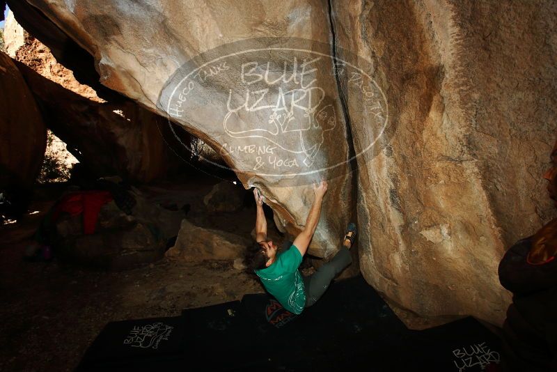Bouldering in Hueco Tanks on 12/09/2018 with Blue Lizard Climbing and Yoga

Filename: SRM_20181209_1511580.jpg
Aperture: f/5.6
Shutter Speed: 1/250
Body: Canon EOS-1D Mark II
Lens: Canon EF 16-35mm f/2.8 L
