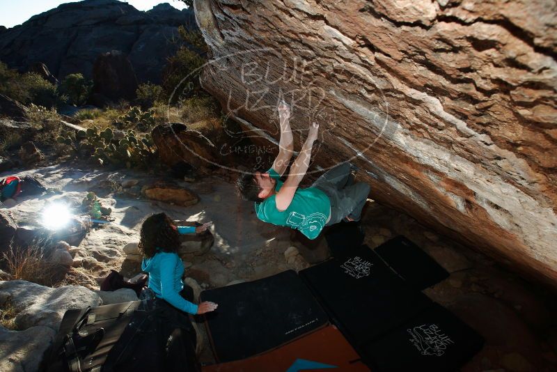 Bouldering in Hueco Tanks on 12/09/2018 with Blue Lizard Climbing and Yoga
Filename: SRM_20181209_1713500.jpg
Aperture: f/5.6
Shutter Speed: 1/250
Body: Canon EOS-1D Mark II
Lens: Canon EF 16-35mm f/2.8 L