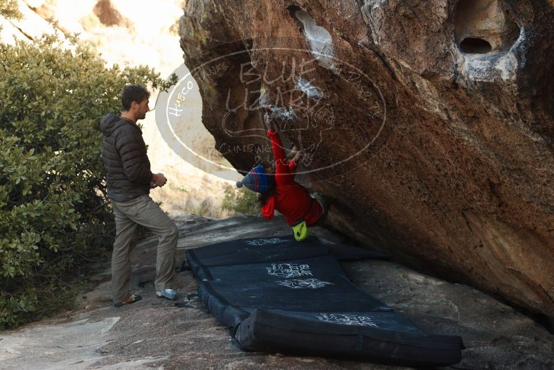 Bouldering in Hueco Tanks on 12/14/2018 with Blue Lizard Climbing and Yoga
Filename: SRM_20181214_1636100.jpg
Aperture: f/4.0
Shutter Speed: 1/250
Body: Canon EOS-1D Mark II
Lens: Canon EF 50mm f/1.8 II