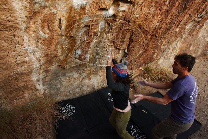 Bouldering in Hueco Tanks on 12/14/2018 with Blue Lizard Climbing and Yoga
Filename: SRM_20181214_1747300.jpg
Aperture: f/4.5
Shutter Speed: 1/200
Body: Canon EOS-1D Mark II
Lens: Canon EF 16-35mm f/2.8 L