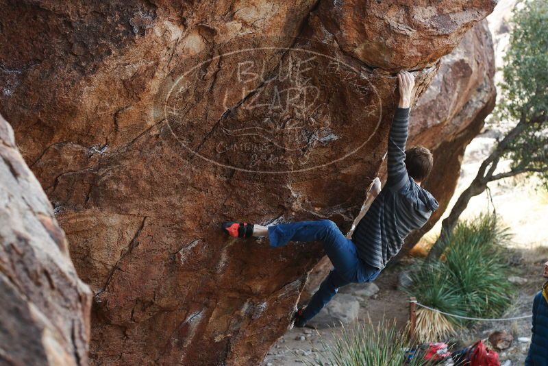 Bouldering in Hueco Tanks on 12/21/2018 with Blue Lizard Climbing and Yoga

Filename: SRM_20181221_1201080.jpg
Aperture: f/4.5
Shutter Speed: 1/320
Body: Canon EOS-1D Mark II
Lens: Canon EF 50mm f/1.8 II