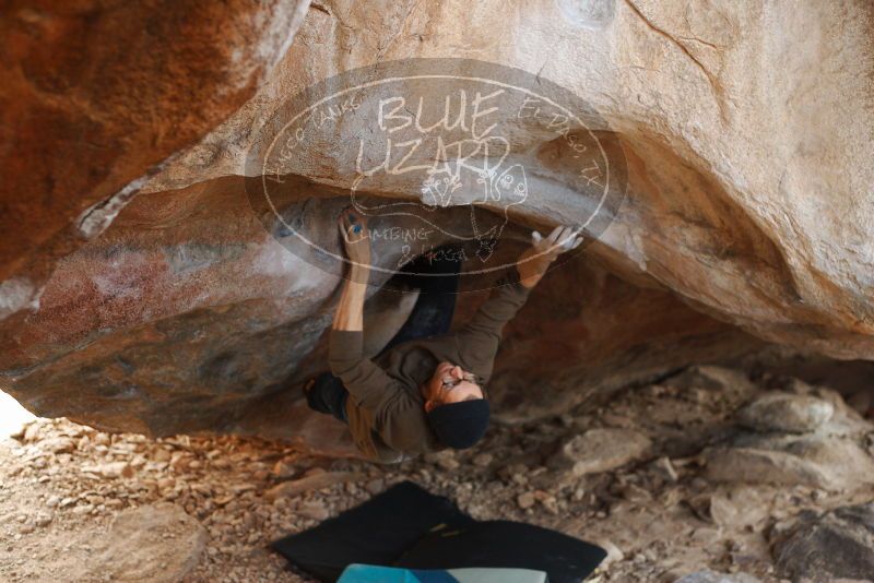 Bouldering in Hueco Tanks on 12/21/2018 with Blue Lizard Climbing and Yoga

Filename: SRM_20181221_1316380.jpg
Aperture: f/2.8
Shutter Speed: 1/250
Body: Canon EOS-1D Mark II
Lens: Canon EF 50mm f/1.8 II
