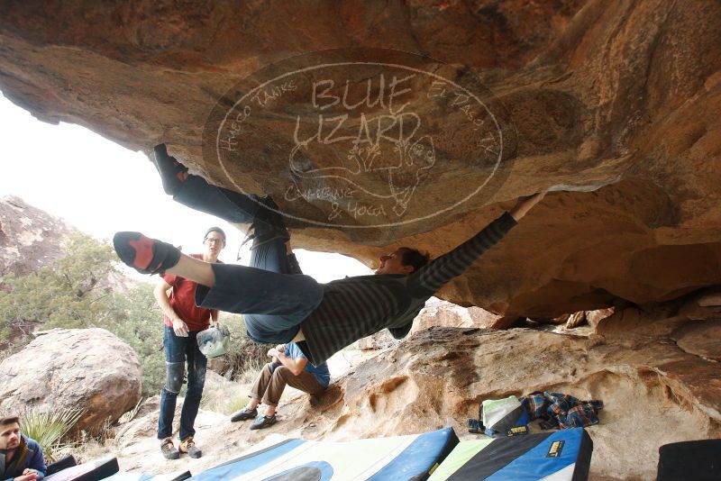 Bouldering in Hueco Tanks on 12/21/2018 with Blue Lizard Climbing and Yoga
Filename: SRM_20181221_1622170.jpg
Aperture: f/5.0
Shutter Speed: 1/250
Body: Canon EOS-1D Mark II
Lens: Canon EF 16-35mm f/2.8 L