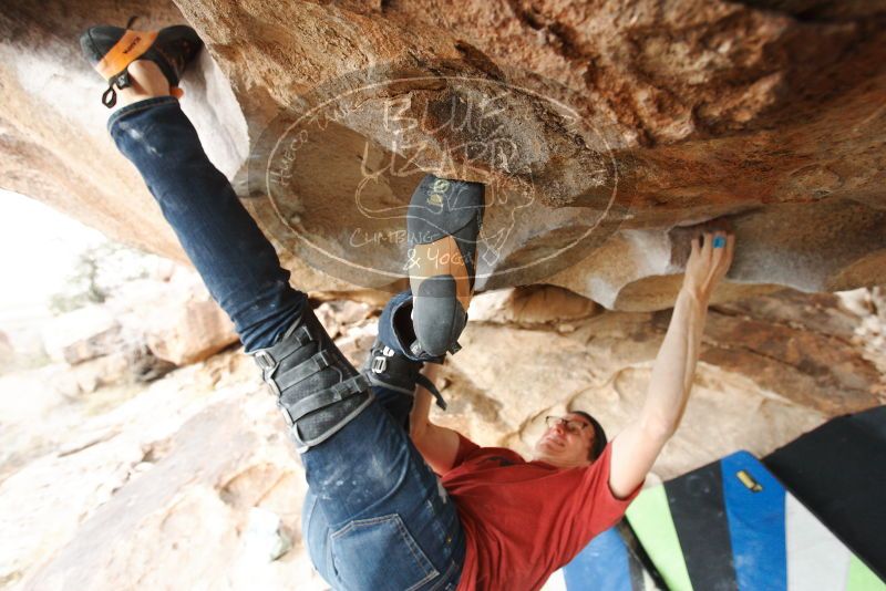 Bouldering in Hueco Tanks on 12/21/2018 with Blue Lizard Climbing and Yoga

Filename: SRM_20181221_1634410.jpg
Aperture: f/4.0
Shutter Speed: 1/250
Body: Canon EOS-1D Mark II
Lens: Canon EF 16-35mm f/2.8 L