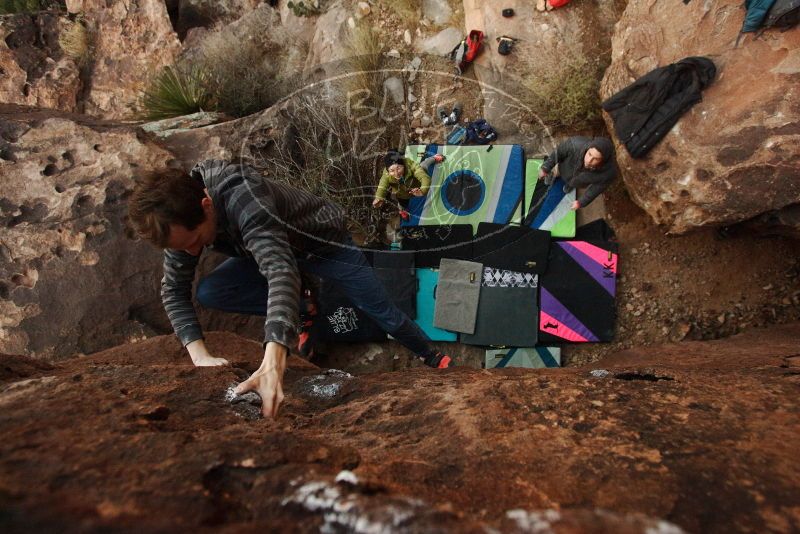 Bouldering in Hueco Tanks on 12/21/2018 with Blue Lizard Climbing and Yoga

Filename: SRM_20181221_1801190.jpg
Aperture: f/4.0
Shutter Speed: 1/125
Body: Canon EOS-1D Mark II
Lens: Canon EF 16-35mm f/2.8 L