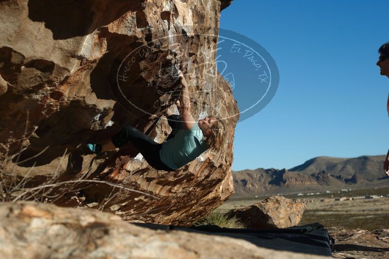 Bouldering in Hueco Tanks on 12/22/2018 with Blue Lizard Climbing and Yoga
Filename: SRM_20181222_1027160.jpg
Aperture: f/4.0
Shutter Speed: 1/800
Body: Canon EOS-1D Mark II
Lens: Canon EF 50mm f/1.8 II