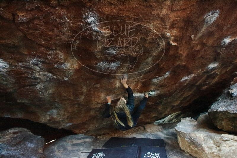 Bouldering in Hueco Tanks on 12/22/2018 with Blue Lizard Climbing and Yoga
Filename: SRM_20181222_1116550.jpg
Aperture: f/4.0
Shutter Speed: 1/250
Body: Canon EOS-1D Mark II
Lens: Canon EF 16-35mm f/2.8 L