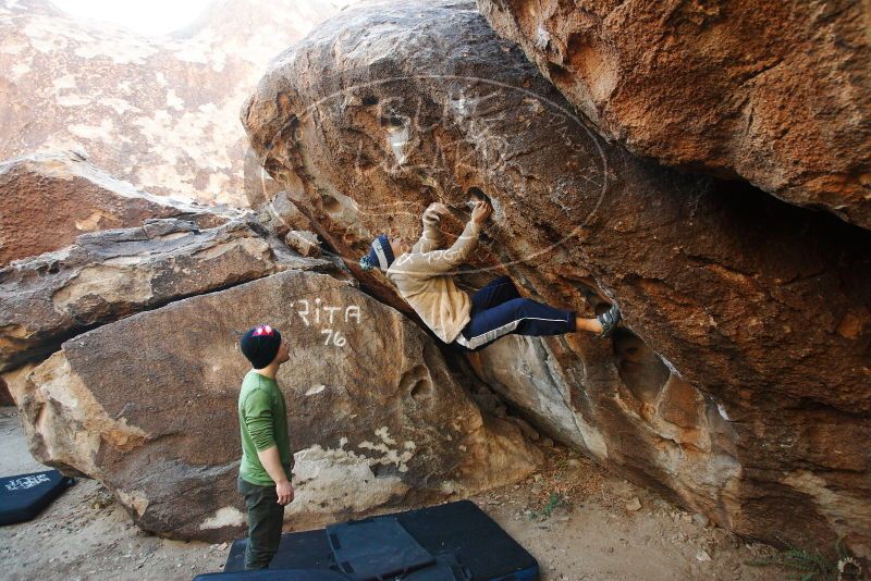 Bouldering in Hueco Tanks on 12/23/2018 with Blue Lizard Climbing and Yoga
Filename: SRM_20181223_1038060.jpg
Aperture: f/4.0
Shutter Speed: 1/200
Body: Canon EOS-1D Mark II
Lens: Canon EF 16-35mm f/2.8 L