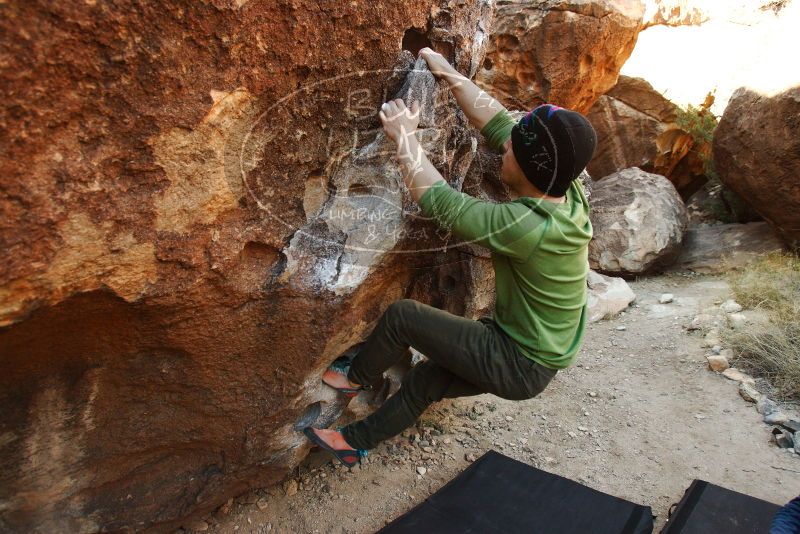 Bouldering in Hueco Tanks on 12/23/2018 with Blue Lizard Climbing and Yoga

Filename: SRM_20181223_1041370.jpg
Aperture: f/4.0
Shutter Speed: 1/320
Body: Canon EOS-1D Mark II
Lens: Canon EF 16-35mm f/2.8 L