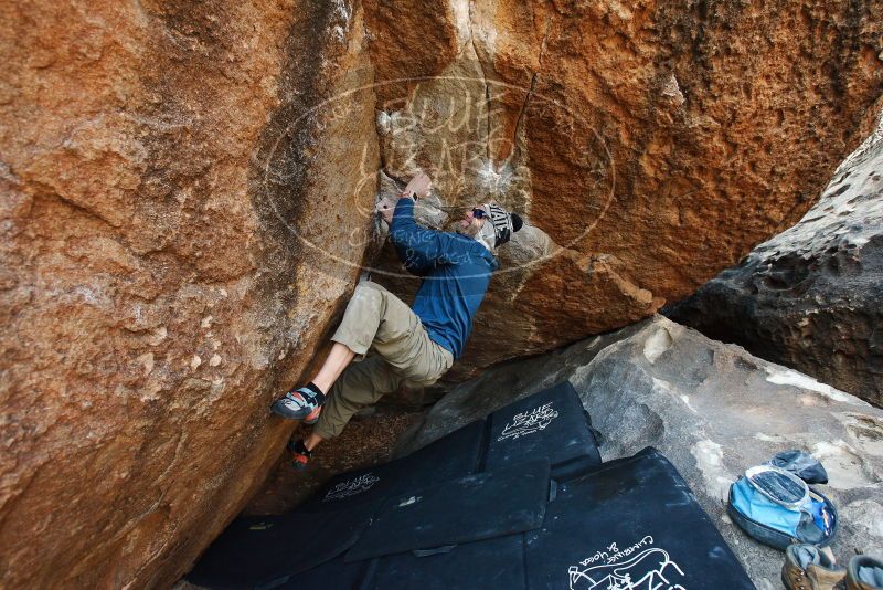 Bouldering in Hueco Tanks on 12/23/2018 with Blue Lizard Climbing and Yoga

Filename: SRM_20181223_1116271.jpg
Aperture: f/4.5
Shutter Speed: 1/250
Body: Canon EOS-1D Mark II
Lens: Canon EF 16-35mm f/2.8 L