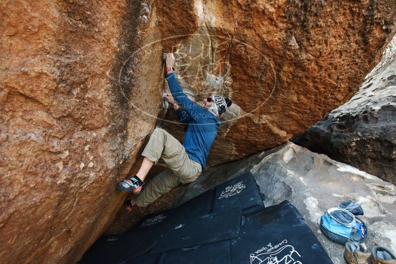 Bouldering in Hueco Tanks on 12/23/2018 with Blue Lizard Climbing and Yoga

Filename: SRM_20181223_1116280.jpg
Aperture: f/4.5
Shutter Speed: 1/250
Body: Canon EOS-1D Mark II
Lens: Canon EF 16-35mm f/2.8 L