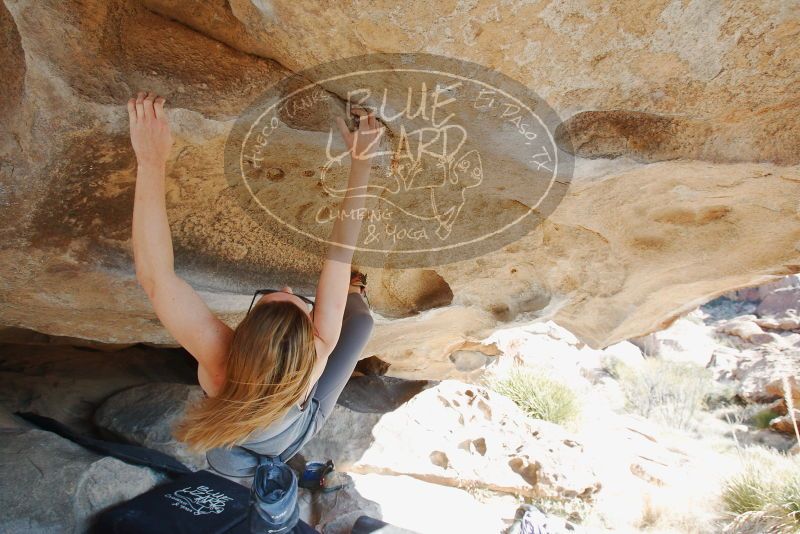 Bouldering in Hueco Tanks on 12/23/2018 with Blue Lizard Climbing and Yoga
Filename: SRM_20181223_1215400.jpg
Aperture: f/5.6
Shutter Speed: 1/250
Body: Canon EOS-1D Mark II
Lens: Canon EF 16-35mm f/2.8 L
