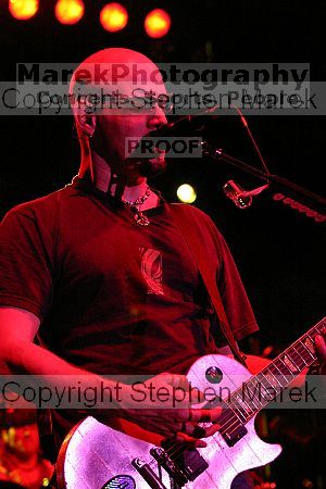 Fuel headlines at Sting Break 2004.

Filename: img_4815_std.jpg
Aperture: f/5.0
Shutter Speed: 1/250
Body: Canon EOS DIGITAL REBEL
Lens: Canon EF 80-200mm f/2.8 L