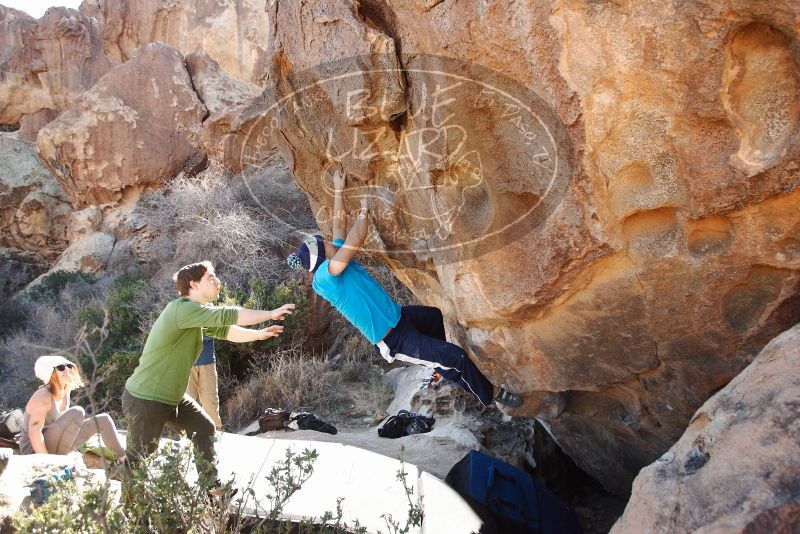 Bouldering in Hueco Tanks on 12/23/2018 with Blue Lizard Climbing and Yoga
Filename: SRM_20181223_1401370.jpg
Aperture: f/4.0
Shutter Speed: 1/1000
Body: Canon EOS-1D Mark II
Lens: Canon EF 16-35mm f/2.8 L