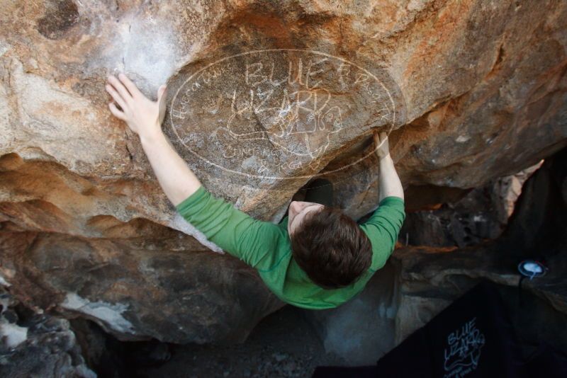 Bouldering in Hueco Tanks on 12/23/2018 with Blue Lizard Climbing and Yoga
Filename: SRM_20181223_1418590.jpg
Aperture: f/5.6
Shutter Speed: 1/320
Body: Canon EOS-1D Mark II
Lens: Canon EF 16-35mm f/2.8 L