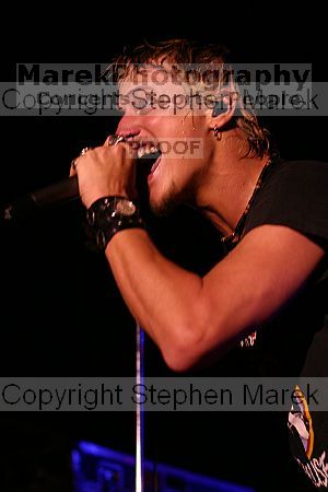 Fuel headlines at Sting Break 2004.

Filename: img_4884_std.jpg
Aperture: f/2.5
Shutter Speed: 1/80
Body: Canon EOS DIGITAL REBEL
Lens: Canon EF 50mm f/1.8 II