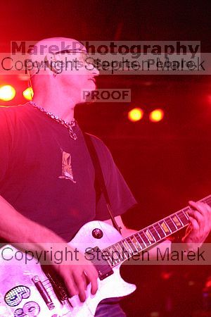 Fuel headlines at Sting Break 2004.

Filename: img_4712_std.jpg
Aperture: f/4.5
Shutter Speed: 1/80
Body: Canon EOS DIGITAL REBEL
Lens: Canon EF 50mm f/1.8 II