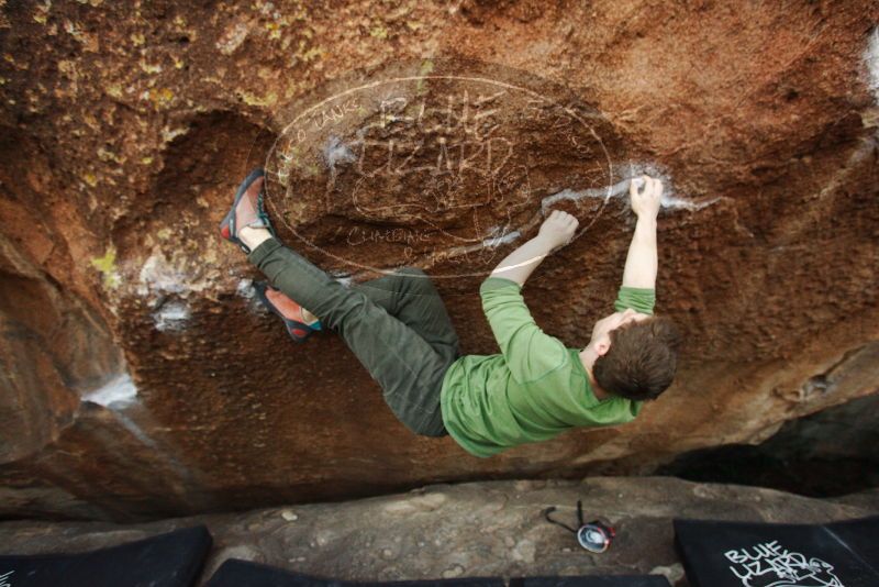 Bouldering in Hueco Tanks on 12/23/2018 with Blue Lizard Climbing and Yoga

Filename: SRM_20181223_1719580.jpg
Aperture: f/4.0
Shutter Speed: 1/250
Body: Canon EOS-1D Mark II
Lens: Canon EF 16-35mm f/2.8 L