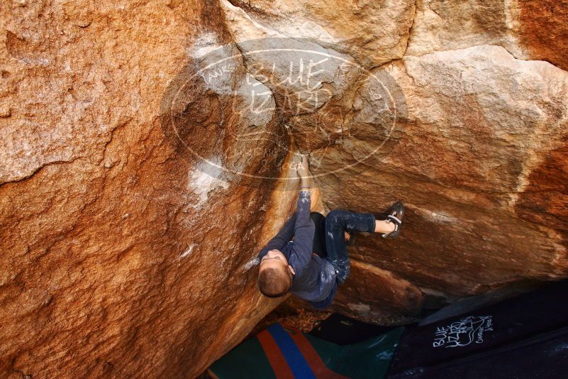Bouldering in Hueco Tanks on 12/24/2018 with Blue Lizard Climbing and Yoga
Filename: SRM_20181224_1114280.jpg
Aperture: f/5.0
Shutter Speed: 1/160
Body: Canon EOS-1D Mark II
Lens: Canon EF 16-35mm f/2.8 L
