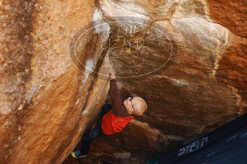 Bouldering in Hueco Tanks on 12/24/2018 with Blue Lizard Climbing and Yoga
Filename: SRM_20181224_1117090.jpg
Aperture: f/2.8
Shutter Speed: 1/320
Body: Canon EOS-1D Mark II
Lens: Canon EF 50mm f/1.8 II