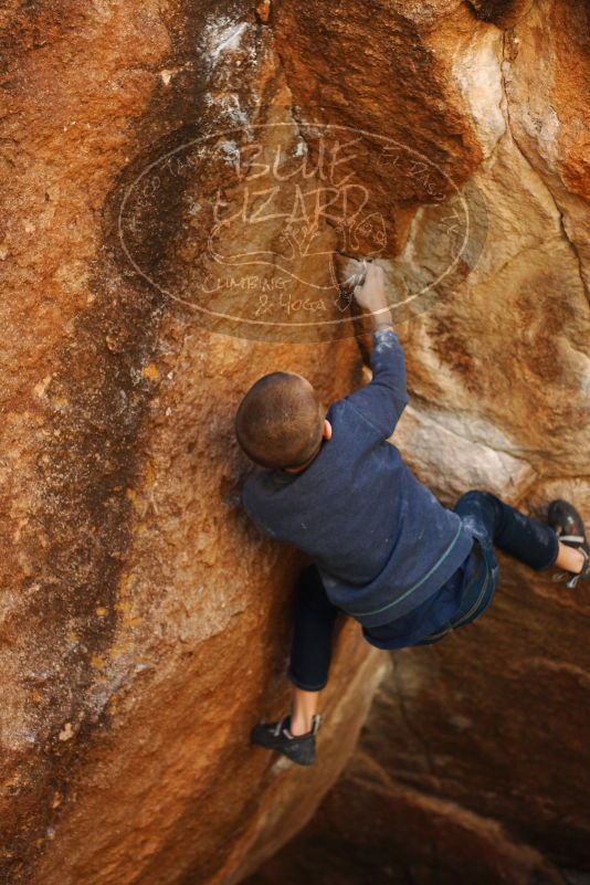 Bouldering in Hueco Tanks on 12/24/2018 with Blue Lizard Climbing and Yoga
Filename: SRM_20181224_1118580.jpg
Aperture: f/2.8
Shutter Speed: 1/500
Body: Canon EOS-1D Mark II
Lens: Canon EF 50mm f/1.8 II