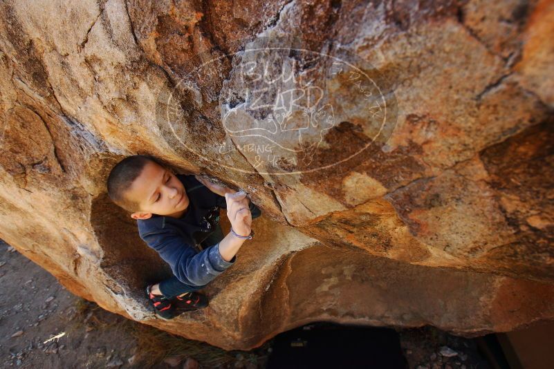 Bouldering in Hueco Tanks on 12/24/2018 with Blue Lizard Climbing and Yoga
Filename: SRM_20181224_1140030.jpg
Aperture: f/5.6
Shutter Speed: 1/250
Body: Canon EOS-1D Mark II
Lens: Canon EF 16-35mm f/2.8 L