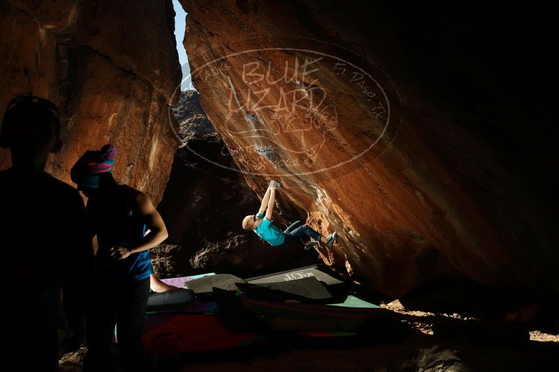 Bouldering in Hueco Tanks on 12/24/2018 with Blue Lizard Climbing and Yoga

Filename: SRM_20181224_1544510.jpg
Aperture: f/8.0
Shutter Speed: 1/250
Body: Canon EOS-1D Mark II
Lens: Canon EF 16-35mm f/2.8 L