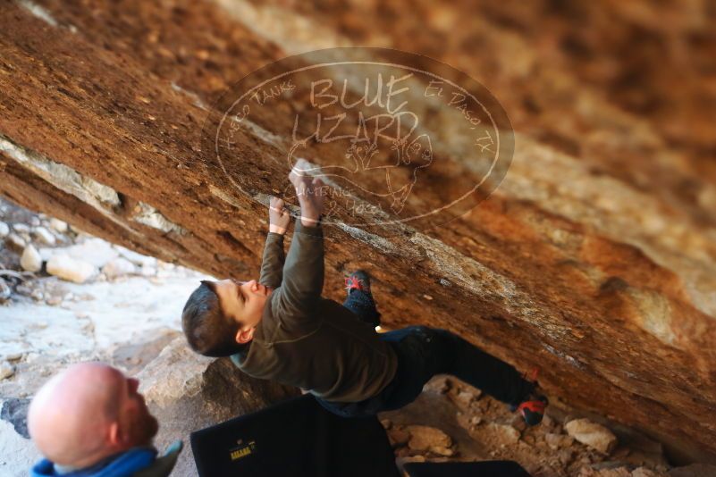 Bouldering in Hueco Tanks on 12/30/2018 with Blue Lizard Climbing and Yoga
Filename: SRM_20181230_1743220.jpg
Aperture: f/2.5
Shutter Speed: 1/250
Body: Canon EOS-1D Mark II
Lens: Canon EF 50mm f/1.8 II