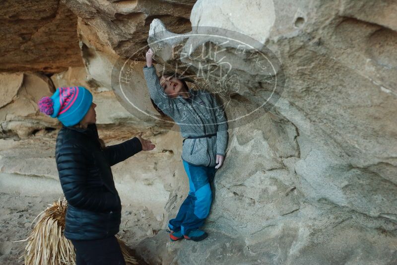 Bouldering in Hueco Tanks on 01/01/2019 with Blue Lizard Climbing and Yoga

Filename: SRM_20190101_1813560.jpg
Aperture: f/2.8
Shutter Speed: 1/250
Body: Canon EOS-1D Mark II
Lens: Canon EF 50mm f/1.8 II