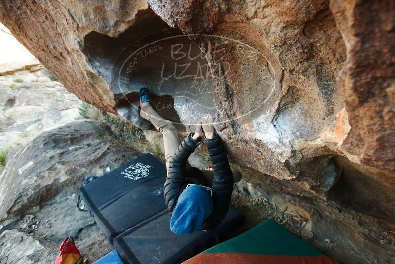 Bouldering in Hueco Tanks on 12/31/2018 with Blue Lizard Climbing and Yoga
Filename: SRM_20181231_1702480.jpg
Aperture: f/3.5
Shutter Speed: 1/250
Body: Canon EOS-1D Mark II
Lens: Canon EF 16-35mm f/2.8 L