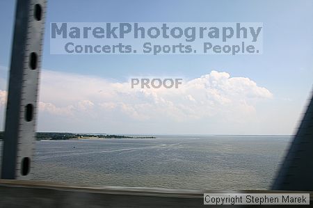 

Filename: crw_9164_std.jpg
Aperture: f/10.0
Shutter Speed: 1/200
Body: Canon EOS DIGITAL REBEL
Lens: Canon EF-S 18-55mm f/3.5-5.6