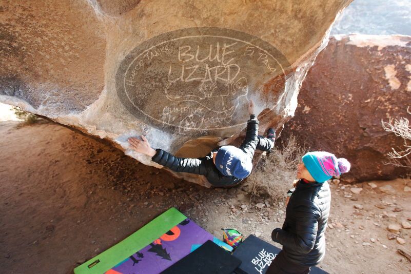 Bouldering in Hueco Tanks on 01/02/2019 with Blue Lizard Climbing and Yoga
Filename: SRM_20190102_1055250.jpg
Aperture: f/5.0
Shutter Speed: 1/320
Body: Canon EOS-1D Mark II
Lens: Canon EF 16-35mm f/2.8 L