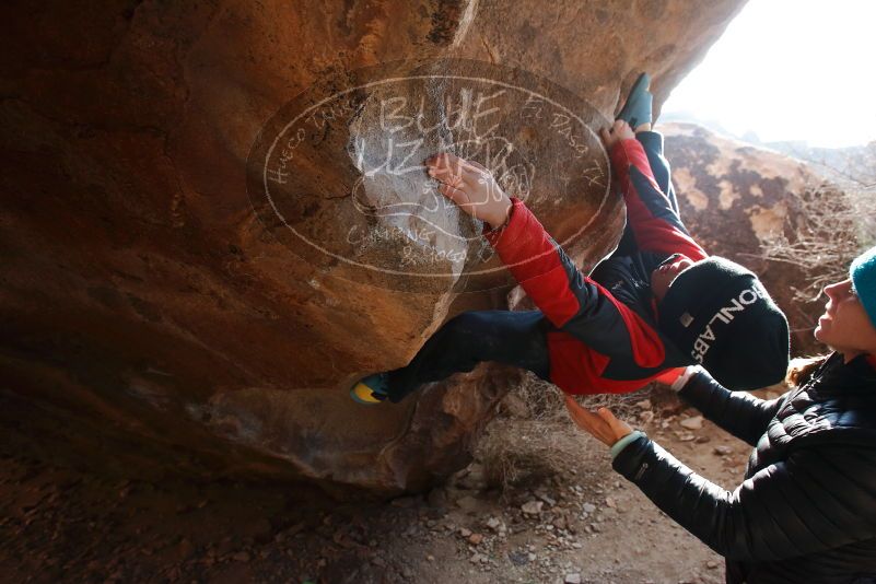 Bouldering in Hueco Tanks on 01/02/2019 with Blue Lizard Climbing and Yoga
Filename: SRM_20190102_1056370.jpg
Aperture: f/5.0
Shutter Speed: 1/500
Body: Canon EOS-1D Mark II
Lens: Canon EF 16-35mm f/2.8 L
