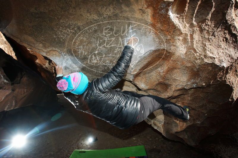 Bouldering in Hueco Tanks on 01/02/2019 with Blue Lizard Climbing and Yoga
Filename: SRM_20190102_1107590.jpg
Aperture: f/5.6
Shutter Speed: 1/250
Body: Canon EOS-1D Mark II
Lens: Canon EF 16-35mm f/2.8 L