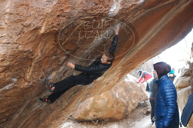 Bouldering in Hueco Tanks on 01/02/2019 with Blue Lizard Climbing and Yoga
Filename: SRM_20190102_1229210.jpg
Aperture: f/4.0
Shutter Speed: 1/320
Body: Canon EOS-1D Mark II
Lens: Canon EF 50mm f/1.8 II