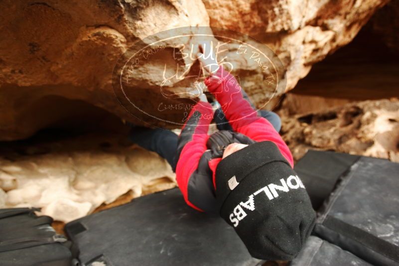Bouldering in Hueco Tanks on 01/02/2019 with Blue Lizard Climbing and Yoga
Filename: SRM_20190102_1508500.jpg
Aperture: f/3.5
Shutter Speed: 1/250
Body: Canon EOS-1D Mark II
Lens: Canon EF 16-35mm f/2.8 L