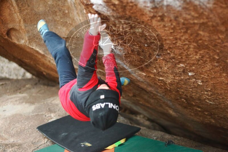Bouldering in Hueco Tanks on 01/02/2019 with Blue Lizard Climbing and Yoga

Filename: SRM_20190102_1706370.jpg
Aperture: f/2.0
Shutter Speed: 1/250
Body: Canon EOS-1D Mark II
Lens: Canon EF 50mm f/1.8 II