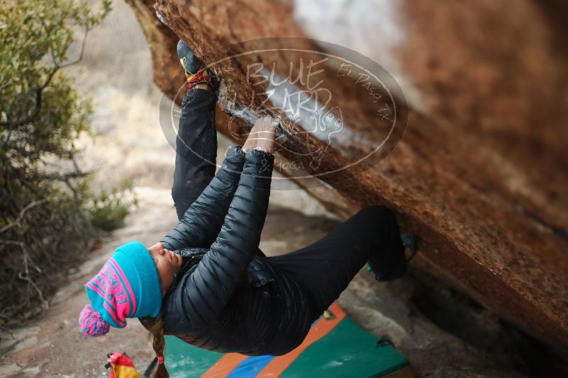 Bouldering in Hueco Tanks on 01/02/2019 with Blue Lizard Climbing and Yoga

Filename: SRM_20190102_1718040.jpg
Aperture: f/2.2
Shutter Speed: 1/320
Body: Canon EOS-1D Mark II
Lens: Canon EF 50mm f/1.8 II