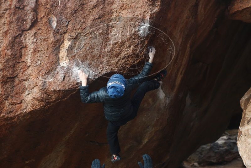 Bouldering in Hueco Tanks on 01/01/2019 with Blue Lizard Climbing and Yoga
Filename: SRM_20190101_1134020.jpg
Aperture: f/3.2
Shutter Speed: 1/250
Body: Canon EOS-1D Mark II
Lens: Canon EF 50mm f/1.8 II