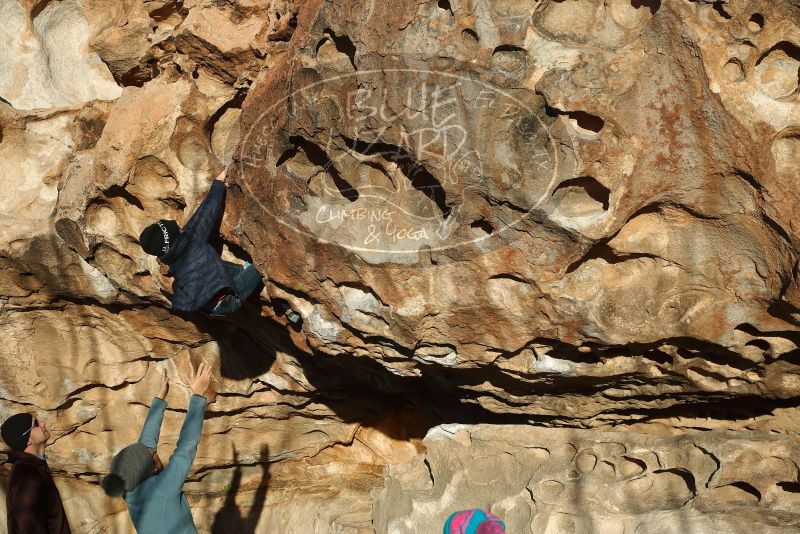 Bouldering in Hueco Tanks on 01/01/2019 with Blue Lizard Climbing and Yoga
Filename: SRM_20190101_1704560.jpg
Aperture: f/4.0
Shutter Speed: 1/800
Body: Canon EOS-1D Mark II
Lens: Canon EF 50mm f/1.8 II