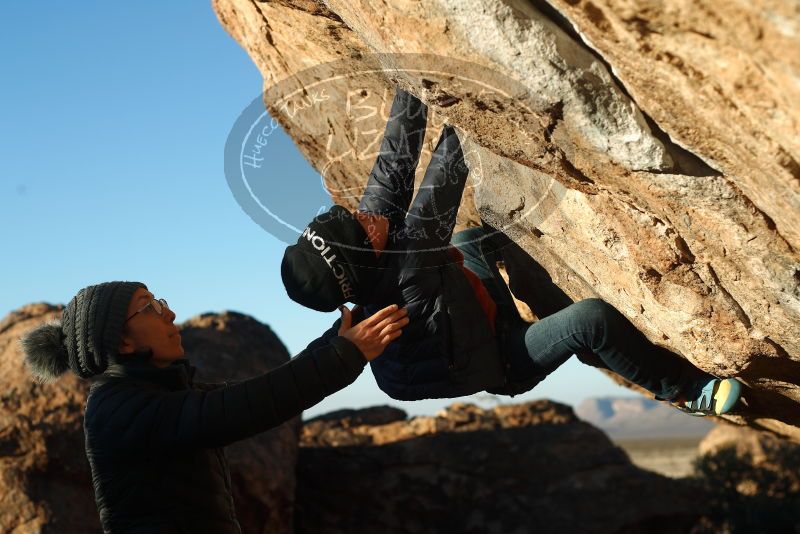 Bouldering in Hueco Tanks on 01/01/2019 with Blue Lizard Climbing and Yoga

Filename: SRM_20190101_1726400.jpg
Aperture: f/4.0
Shutter Speed: 1/320
Body: Canon EOS-1D Mark II
Lens: Canon EF 50mm f/1.8 II
