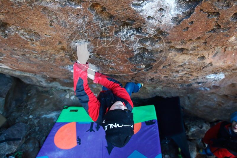 Bouldering in Hueco Tanks on 12/31/2018 with Blue Lizard Climbing and Yoga
Filename: SRM_20181231_1242520.jpg
Aperture: f/4.0
Shutter Speed: 1/250
Body: Canon EOS-1D Mark II
Lens: Canon EF 16-35mm f/2.8 L