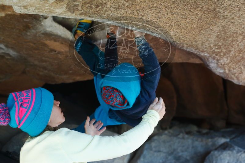 Bouldering in Hueco Tanks on 12/31/2018 with Blue Lizard Climbing and Yoga
Filename: SRM_20181231_1520510.jpg
Aperture: f/4.0
Shutter Speed: 1/250
Body: Canon EOS-1D Mark II
Lens: Canon EF 50mm f/1.8 II