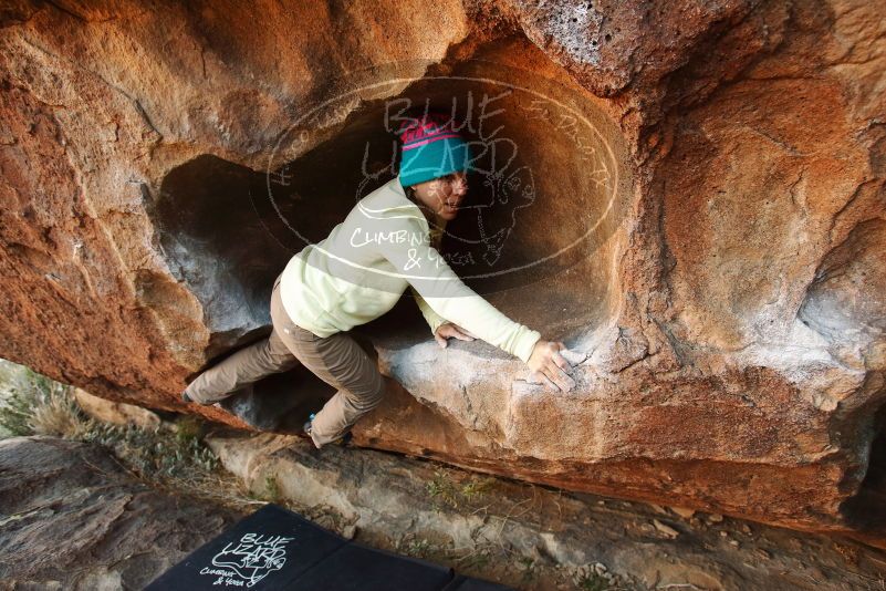 Bouldering in Hueco Tanks on 12/31/2018 with Blue Lizard Climbing and Yoga
Filename: SRM_20181231_1649310.jpg
Aperture: f/4.0
Shutter Speed: 1/250
Body: Canon EOS-1D Mark II
Lens: Canon EF 16-35mm f/2.8 L