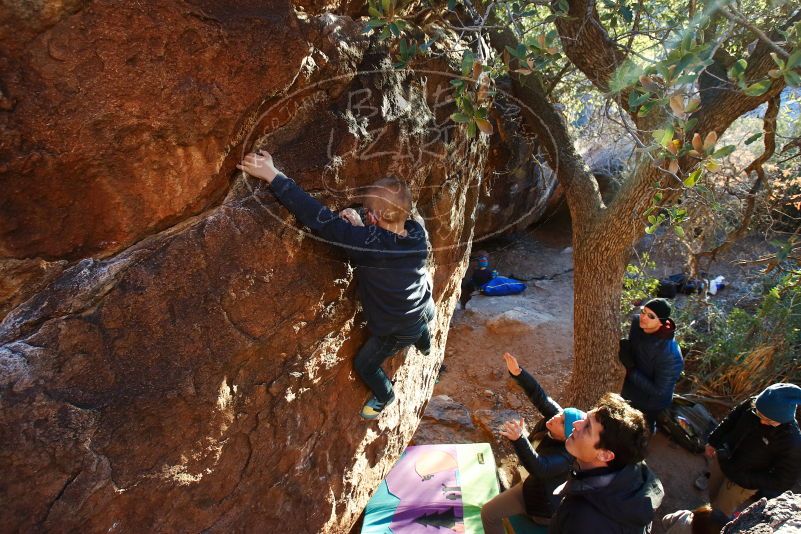Bouldering in Hueco Tanks on 12/31/2018 with Blue Lizard Climbing and Yoga
Filename: SRM_20181231_1753130.jpg
Aperture: f/5.0
Shutter Speed: 1/160
Body: Canon EOS-1D Mark II
Lens: Canon EF 16-35mm f/2.8 L