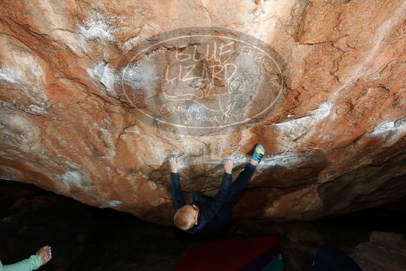 Bouldering in Hueco Tanks on 12/28/2018 with Blue Lizard Climbing and Yoga
Filename: SRM_20181228_1153340.jpg
Aperture: f/8.0
Shutter Speed: 1/250
Body: Canon EOS-1D Mark II
Lens: Canon EF 16-35mm f/2.8 L