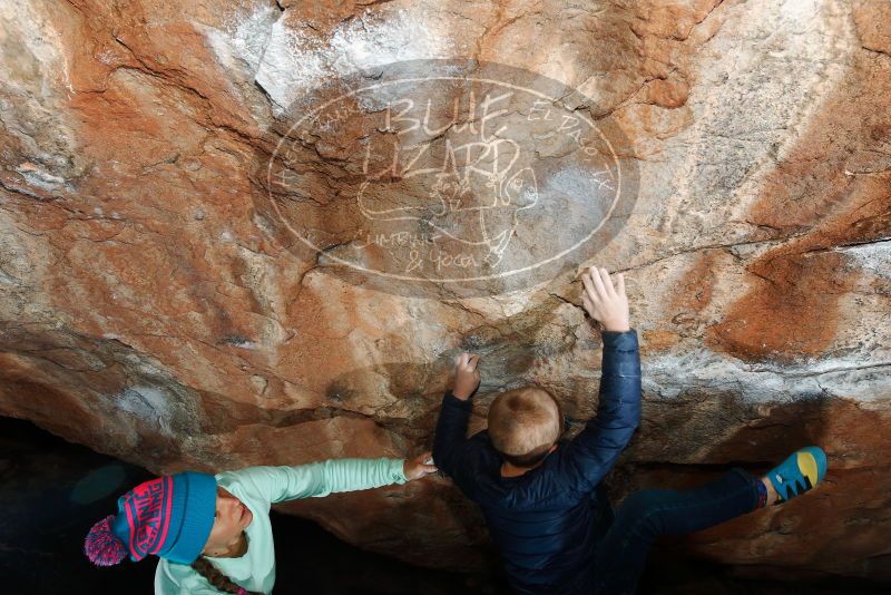 Bouldering in Hueco Tanks on 12/28/2018 with Blue Lizard Climbing and Yoga
Filename: SRM_20181228_1155350.jpg
Aperture: f/8.0
Shutter Speed: 1/250
Body: Canon EOS-1D Mark II
Lens: Canon EF 16-35mm f/2.8 L